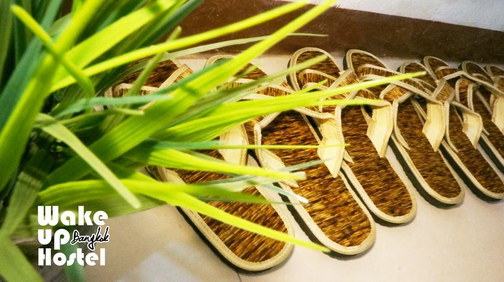 Wake Up Hostel Bangkok Ngoại thất bức ảnh