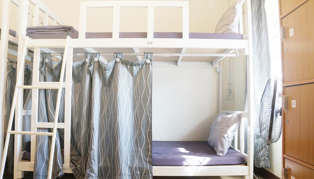 Wake Up Hostel Bangkok Ngoại thất bức ảnh